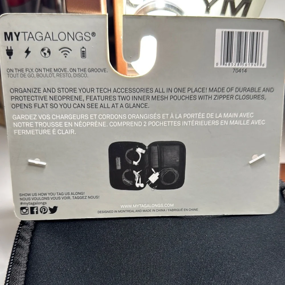 Black Charger and Cord Case zip around by My Tagalongs NWT - Picture 4 of 4